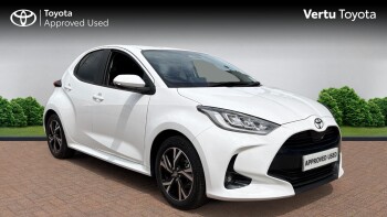 Toyota Yaris 1.5 Hybrid Design 5dr CVT Hybrid Hatchback